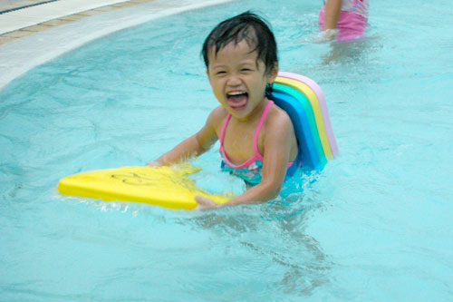 gal/2 Year and 8 Months Old/DSCN1843.jpg